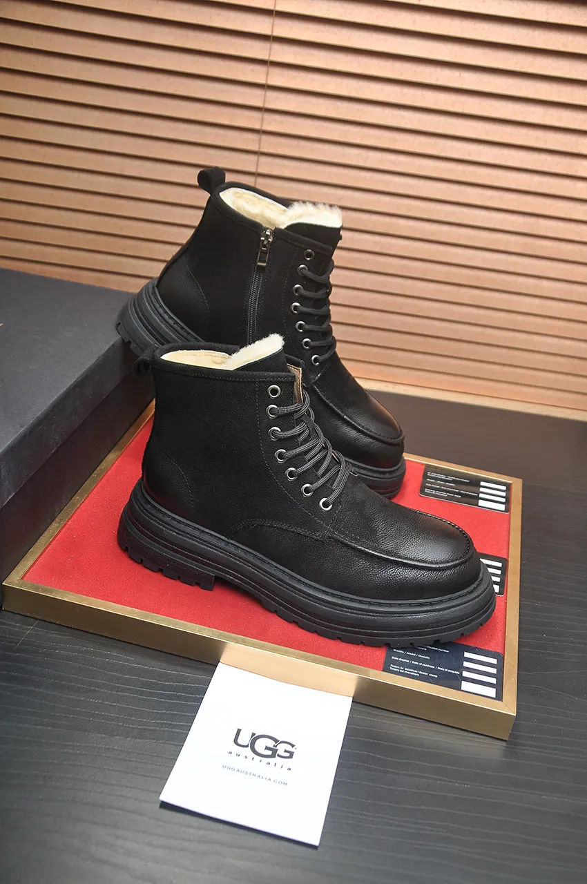 Men's shoes 💰680💶【UGG】(full genuine wool lining) Please pay attention to the quality of the original order and compare the thickness of the wool 🏮🏮Hot style Martin boots from Australia's warm luxury brand men's shoes, official website synchronization, Beckham men's style..., made of imported top-layer waxed cowhide, waxed toe box, Australian real wool velvet lining Carefully sewn...Imported rubber Martin boots outsole (comfortable, soft and wear-resistant). I really like the quality...Exquisite workmanship, you can't put it down once you see it. Code number 39-44